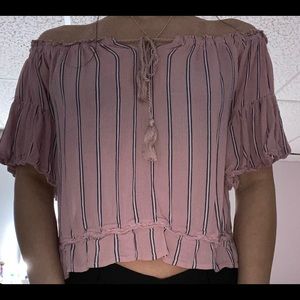American eagle off the shoulder top!!